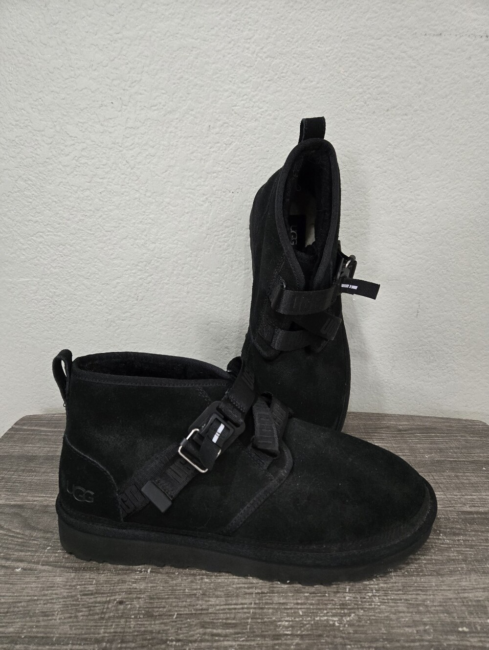 UGG Neumel Quickclick Chukka Black Men's Boots Size 12 S/N 1130720